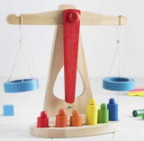 Игрушка "Весы" с гирями