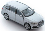 Welly Машинка с инерционным механизмом Audi Q7