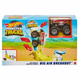 Hot Wheels Монстр трак Трюковой набор "Воздушный поединок"