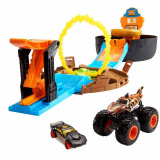 Hot Wheels Монстр трак Автотрек "Трюковая арена"