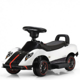 Rivertoys Детский толокар A002AA-D / цвет белый