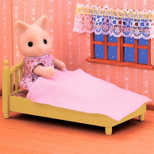 Sylvanian Families Игровой набор "Кровать" / 5146