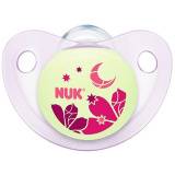 NUK TRENDLINE Соска-пустышка ортодонтической формы "NIGHT&DAY" силикон, размер 1 -  Девочка цветочки
