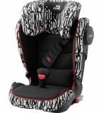 Britax Roemer Детское автокресло KIDFIX III S / Letter Design Highline / белый с черными буквами / группа II/III