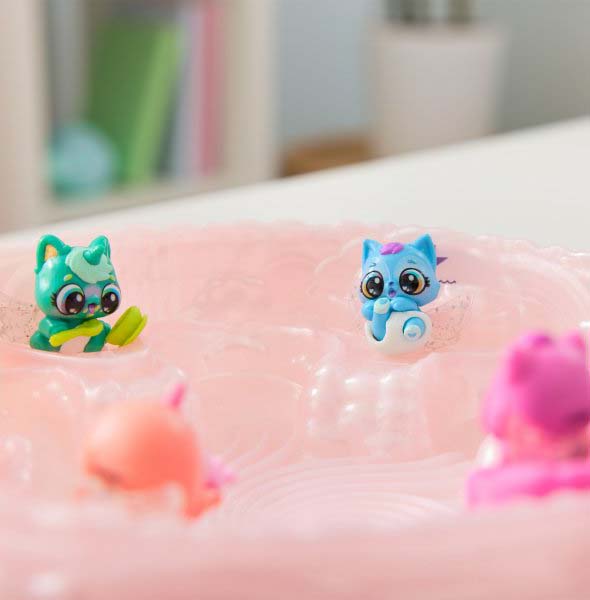 Hatchimals Игровой набор из 6 фигурок с аксессуарами