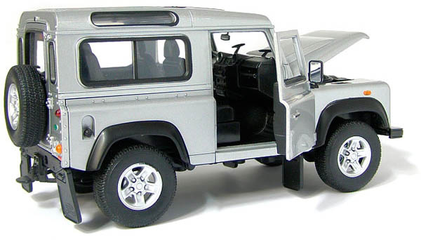 Welly Машинка Land Rover Defender I / цвет белый