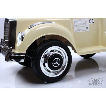 300S Толокар Mercedes-Benz   (Бежевый)