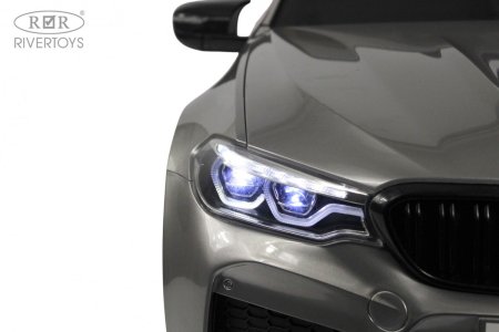 A555MP Электромобиль BMW M5 Competition (Серый глянец)
