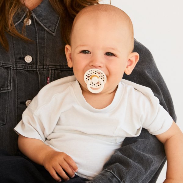 Пустышка латекс.BIBS Studio Colour - Polka - Ivory/Black, 6+ мес.