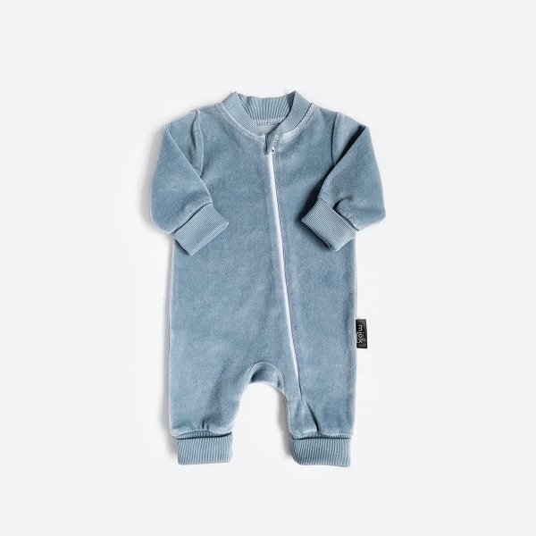 Mjolk Велюровый комбинезон, на манжетах / цвет Baby Blue