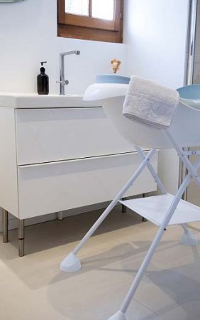 Beaba База-подставка для детской ванночки Camele'o Bath / цвет white (белый)