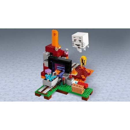 Lego Конструктор Minecraft "Портал в Подземелье"