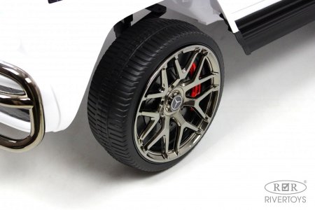 Rivertoys Электромобиль Mercedes-AMG G63 / цвет белый