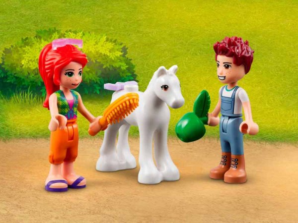 Lego Конструктор Friends "Конюшня для мытья пони"