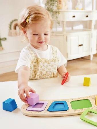 Hape Развивающая игрушка "Цвета и формы" Сортер Монтессори 