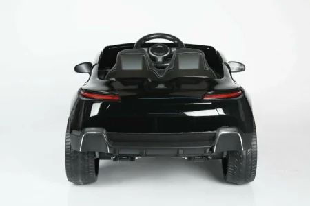 Автомобиль BMW i7 9381 (Черный краска)