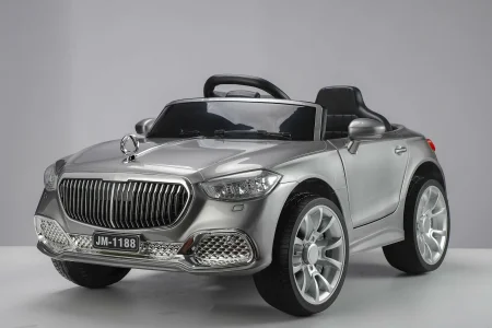 Автомобиль Mercedes Benz Maybach YPT 6153 (Серебро краска)