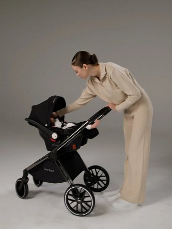 Автокресло Amarobaby для коляски Motus /цвет черный