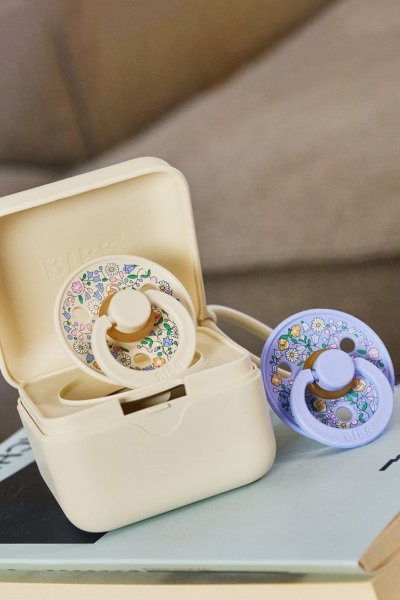 Контейнер для пустышки BIBS x Liberty Pacifier Box - Chloe Meadow - Ivory