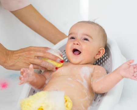 Ok Baby Горка для ванны Jelly / цвет белый 16 для купания младенца