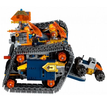 Lego Конструктор Мобильный арсенал Акселя