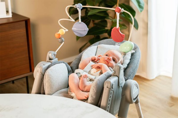 Chicco Развивающая дуга с игрушками Activity Centre Rainbow для стульчиков Polly Armonia