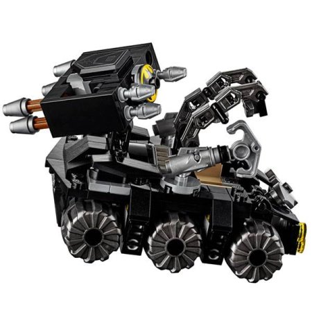 Lego Super Heroes Конструктор Супер Герои Вторжение Глиноликого в бэт-пещеру