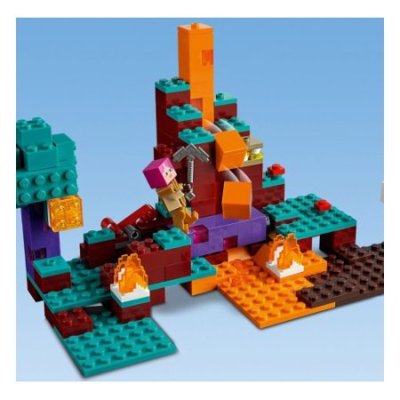 LEGO Minecraft Конструктор "Искажённый лес"