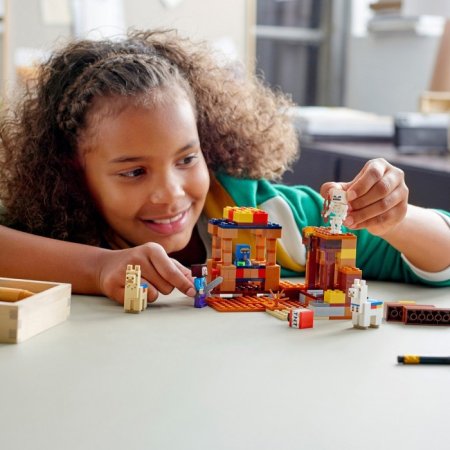 Lego Minecraft Конструктор "Торговый пост"