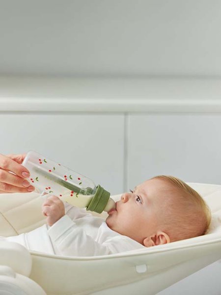 Happy Baby Бутылочка для кормления с силиконовой соской Cherry, 250 мл