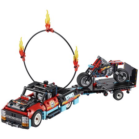 Lego Конструктор  Техник Шоу трюков на грузовиках и мотоциклах