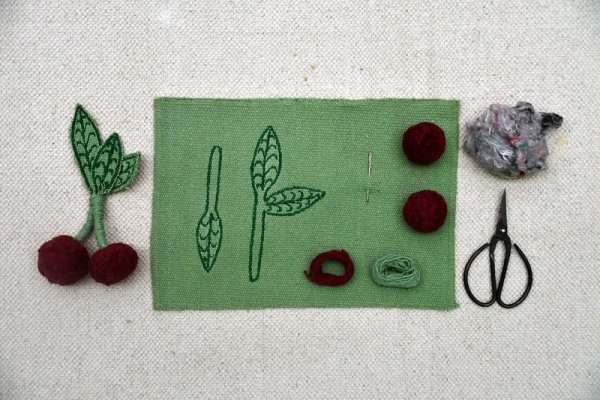Oli & Carol Набор для детского творчества DIY MERY THE CHERRY (Вишенка Мэри)