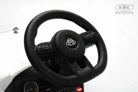 Z003ZZ-D Толокар Mercedes-Benz GLS 600   (Белый)