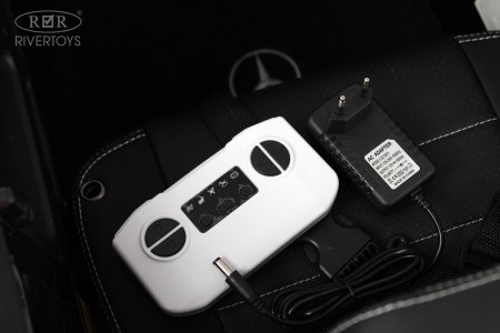 G333GG Электромобиль Mercedes-AMG G63 4WD  (Зеленый)