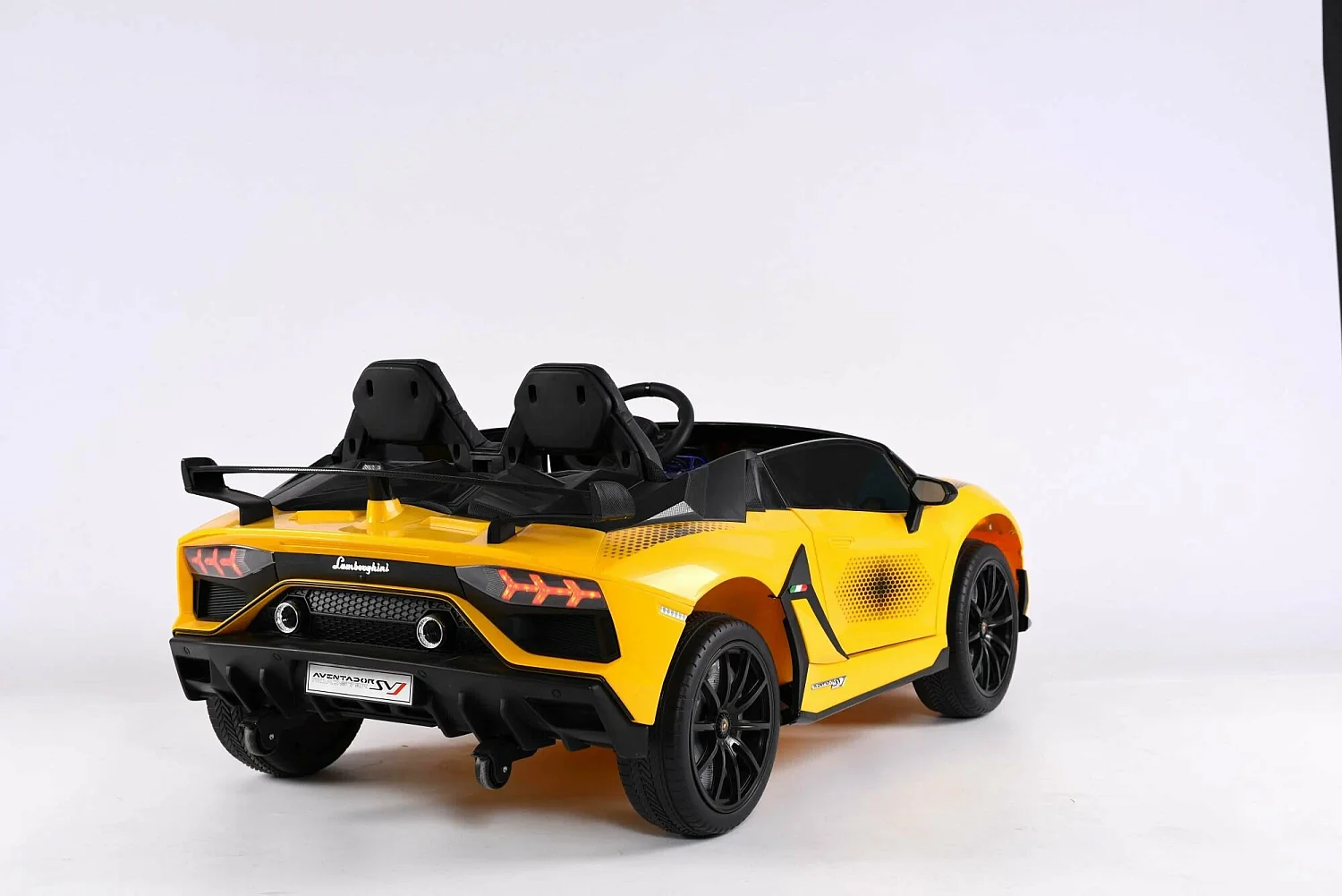 Toyland Электромобиль Lamborghini Aventador 019
