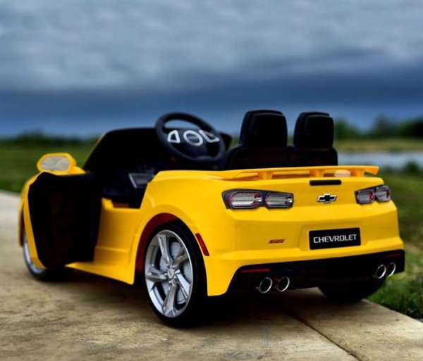 Toyland Электромобиль Chevrolet Camaro 2SS / цвет желтый