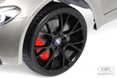 A555MP Электромобиль BMW M5 Competition (Серый глянец)