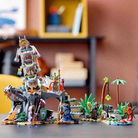 LEGO Ninjago Конструктор "Деревня Хранителей", 632 детали