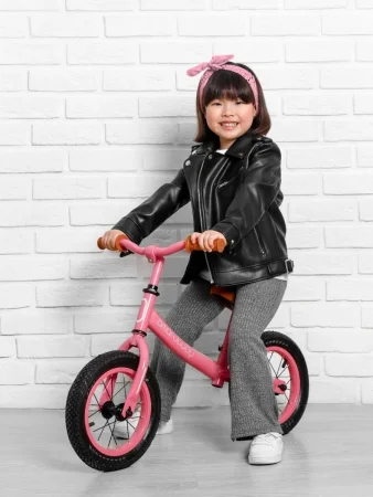 AmaroBaby Двухколесный беговел Road Racer  / цвет розовый