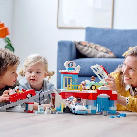 LEGO DUPLO Конструктор "Гараж и автомойка", 112 деталей