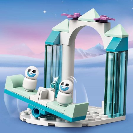 LEGO Princess Конструктор "Зимняя сказка Анны и Эльзы", 154 детали