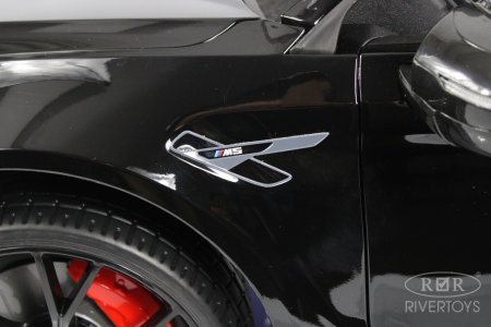A555MP Электромобиль BMW M5 Competition (Черный глянец)