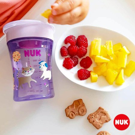 NUK EVOLUTION Поильник "MAGIC" 230 мл для девочек
