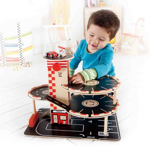 Hape Набор игровой "Многоуровневая парковка"