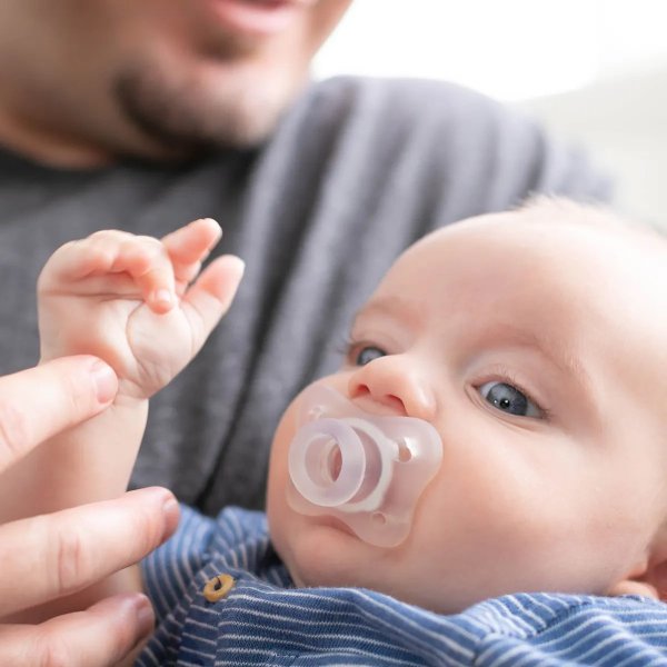 Chicco Пустышка Physio Soft Mini, силикон, люминисцентная, 2-6 месяцев, 2 шт.