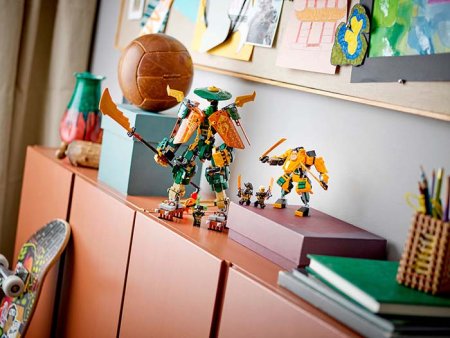 Lego Конструктор Ninjago "Командные роботы ниндзя Ллойда и Арин"