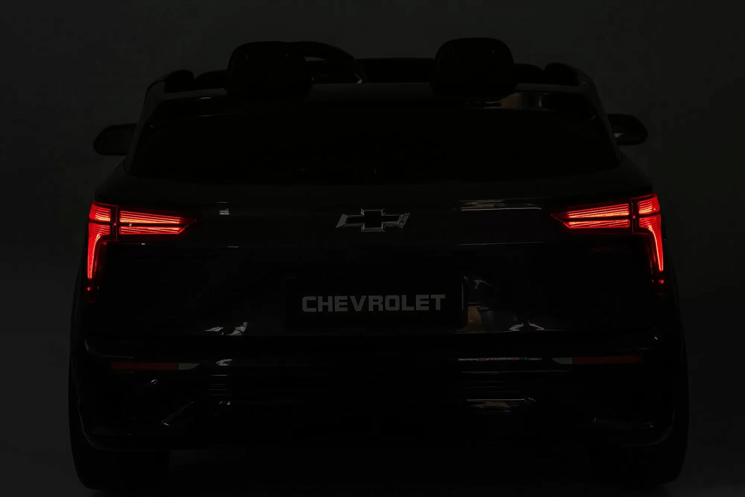Электромобиль Chevrolet Blazer HL638