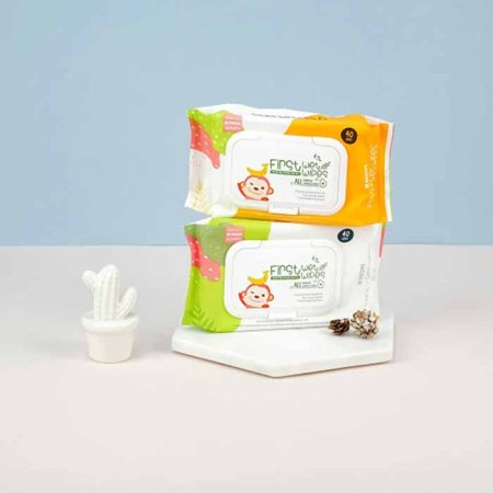 K-mom Cалфетки антибактериальные влажные First Wet Wipes, 40 листов, 0+