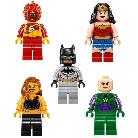 Lego конструктор сражение с роботом лекса лютора