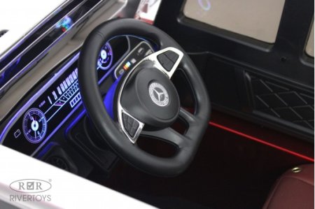 RiverToys Детский электромобиль Mercedes-Benz EQG (E222EE)  / цвет красный глянец